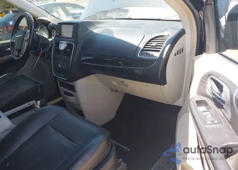 2013 Chrysler Town & Country Touring z USA, uszkodzony, nr VIN 2C4RC1BG4DR637807